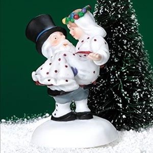 Department 56 North Pole Little Newlyweds